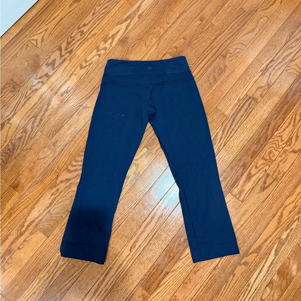 Lululemon Cropped Athletica Deep Blue Leggings - Picture 5 of 6